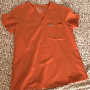 Figs Catarina scrub top